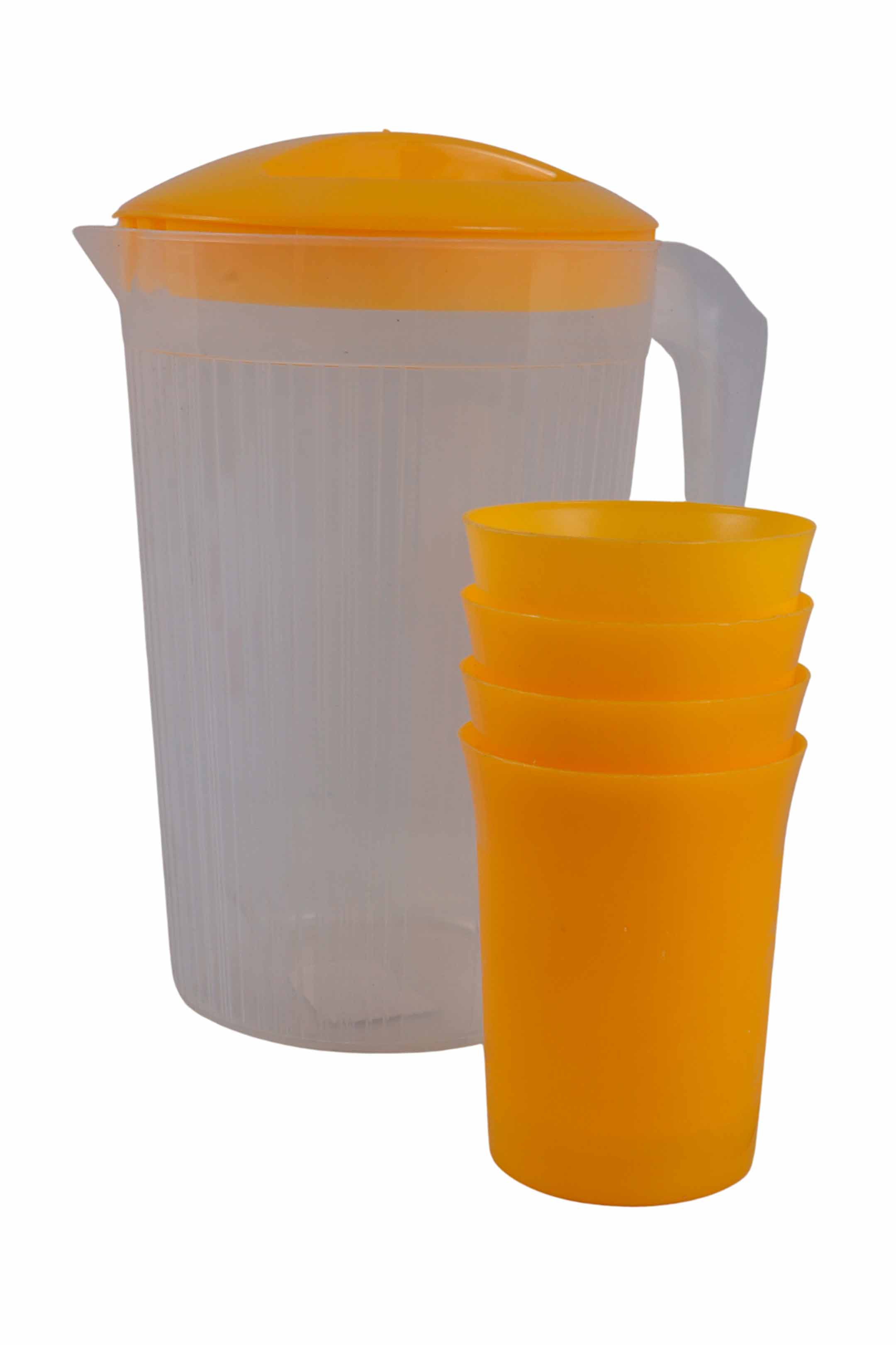 Pichel con vasos